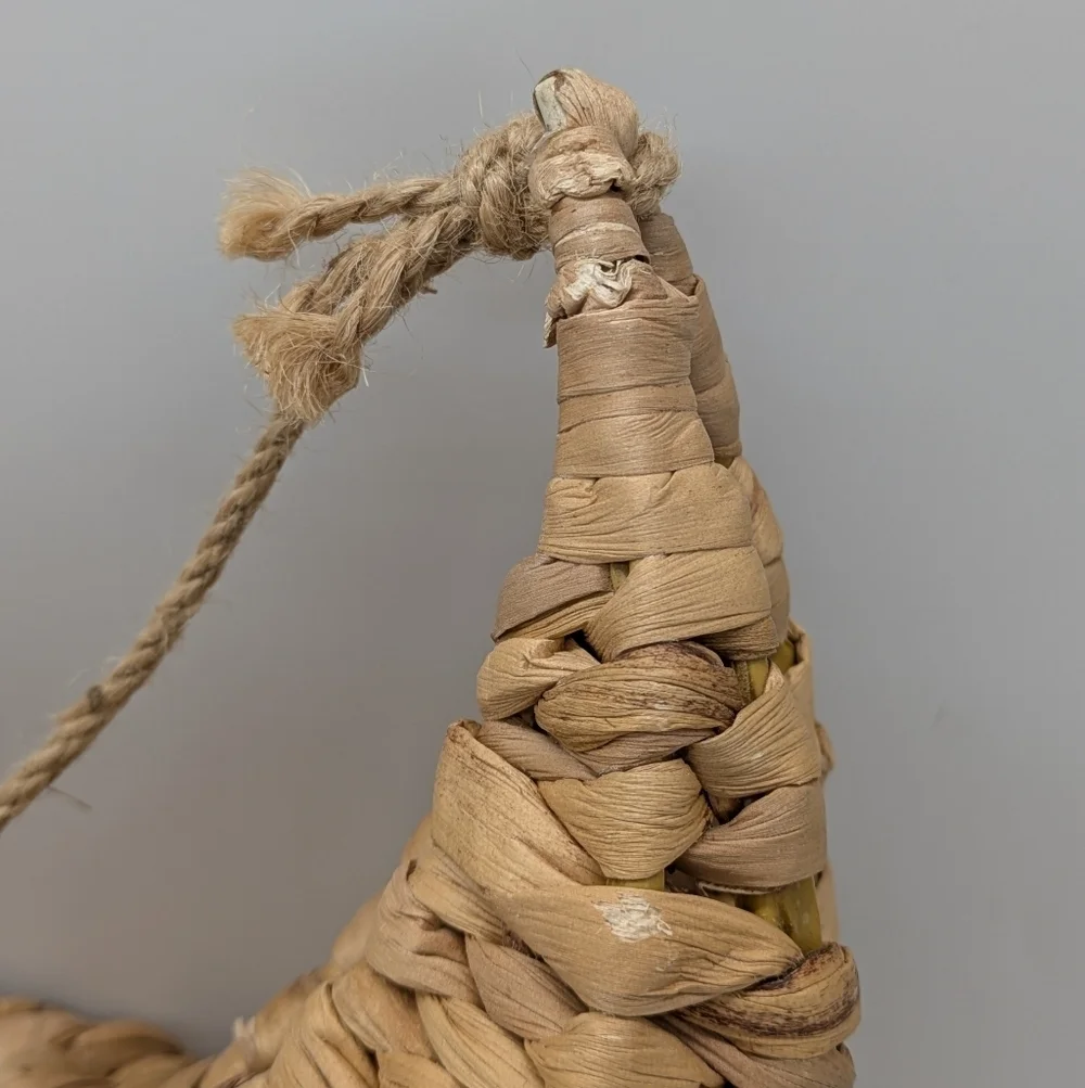 Hanging Tan White Hanging Sloth Basket